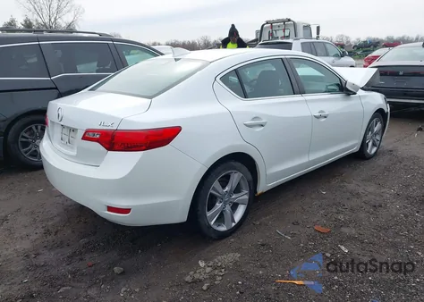 2014 Acura Ilx 2.0L z USA, uszkodzony, nr VIN 19VDE1F34EE001041